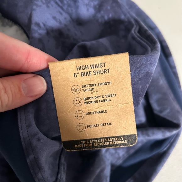 Pink Active Ultimate High Waist 6” Inch Bike Short Women’s Large Tie Dye - Picture 4 of 8